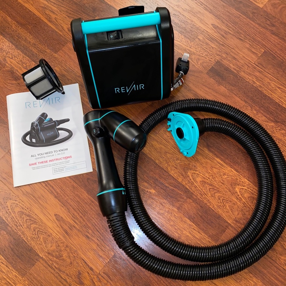 RevAir- Reverse-Air Hair Dryer